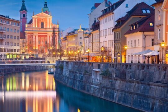Ljubljana Scavenger Hunt and Highlights Self-Guided Tour