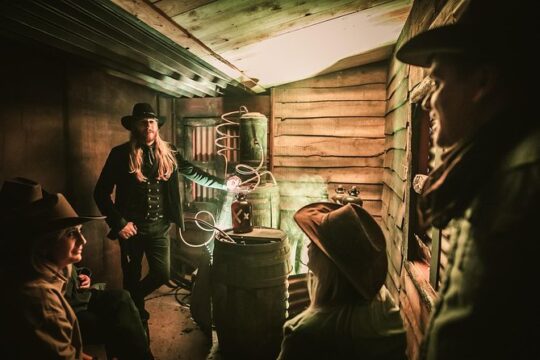 Moonshine Saloon: Western Cocktail Experience in London
