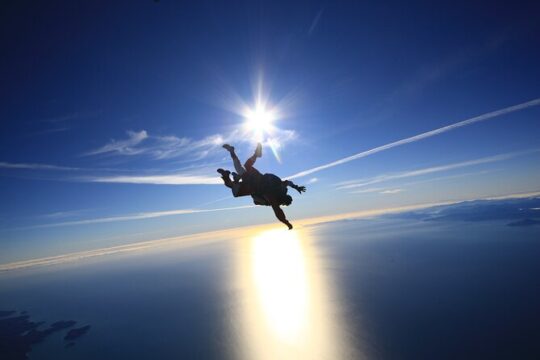 18,000ft Tandem Skydive over Abel Tasman