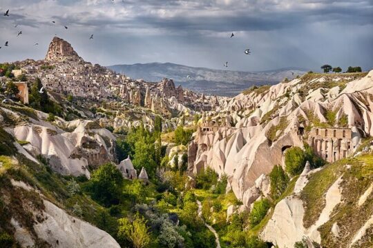 2 Days 1 Night Cappadocia Tour from Istanbul by Plane with Optional Balloon Ride