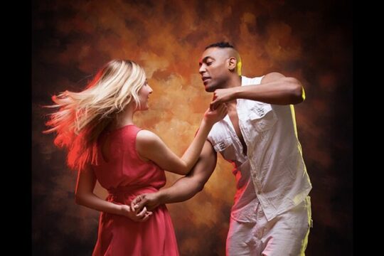Lisbon Salsa Lovers dancing experience!
