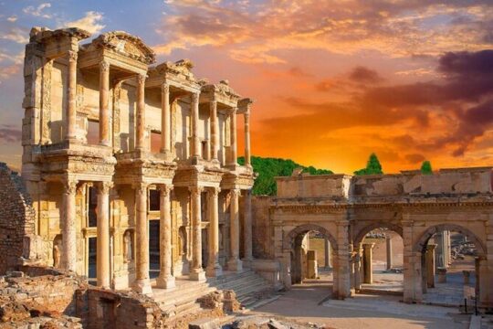 Ephesus and Pamukkale Full-Day Private Tour from Istanbul by Plane
