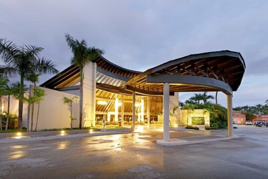 Private Transfer Punta Cana Airport to/from Grand Palladium Punta Cana