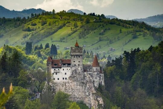 Private 4-Day Tour in Transylvania from Bucharest Hotel Pick-up and Drop off
