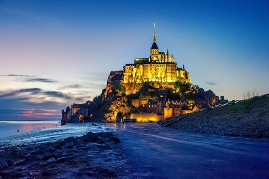 Private Mont-Saint-Michel And D-Day Beaches Tour from Paris
