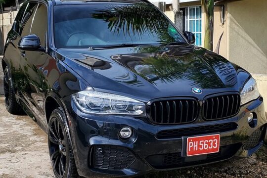 Montego Bay Airport Private Luxury Taxi to Montego Bay Resorts