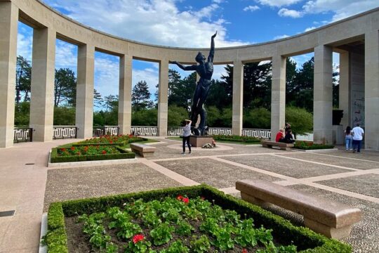 Private D-Day Omaha Utah Beach Guided Trip from Paris by Mercedes