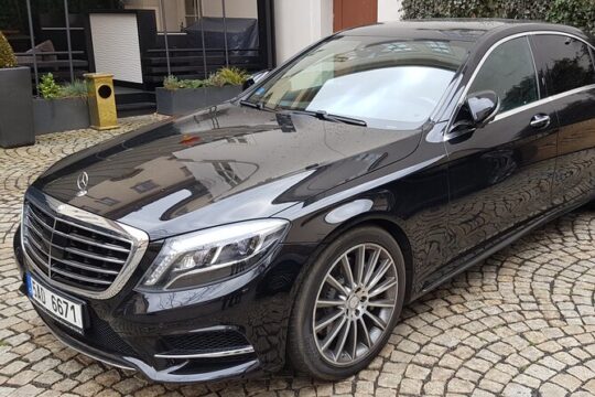 BERLIN by Skoda Superb / Mercedes Benz V / S Class / Sprinter