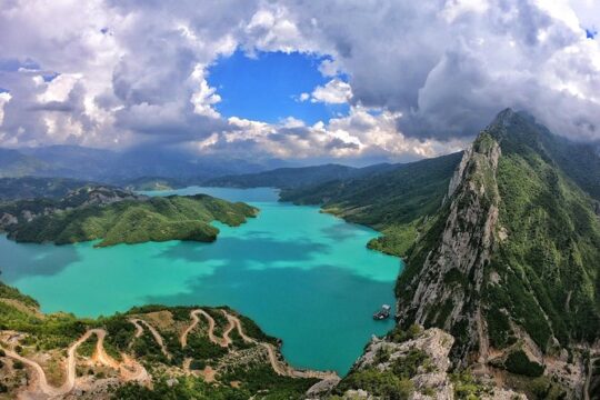Hiking day tour of Bovilla Lake & Gamti Mountain from Tirana