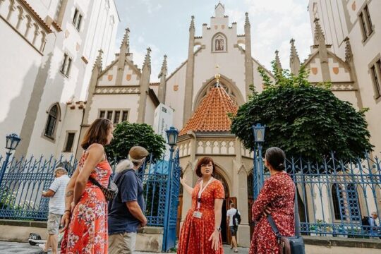 PRIVATE: 3h Stories of Prague Jewish Quarter Tour, Snack included