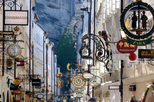 Salzburg's Majestic Gems: Enchanting Castles and Brews Experience