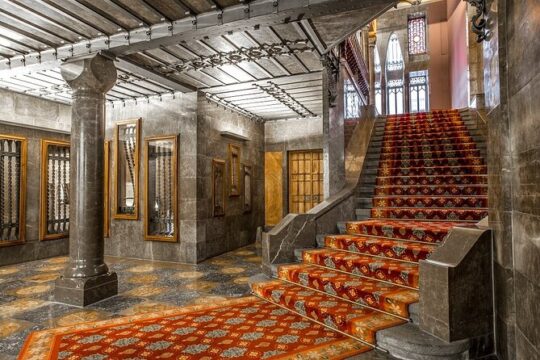 Palau Guell - Gaudi Experience with Audio Guide