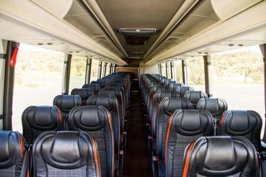 Alice Springs to Uluru (Ayers Rock) Coach Transfer