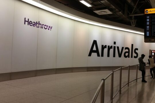 Private Transfer: Heathrow Airport to Southampton Cruise Terminal