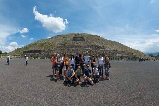 Private Tour of Teotihuacan with Pulque Tasting