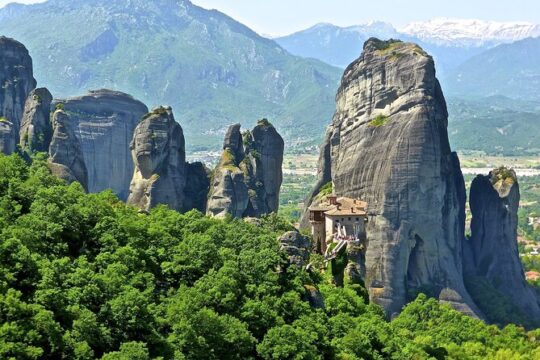 3 Day Private Tour in Olympia, Delphi & Monasteries of Meteora