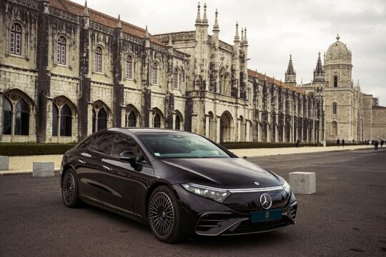 Private Transfer: Lisbon Airport to Lisbon