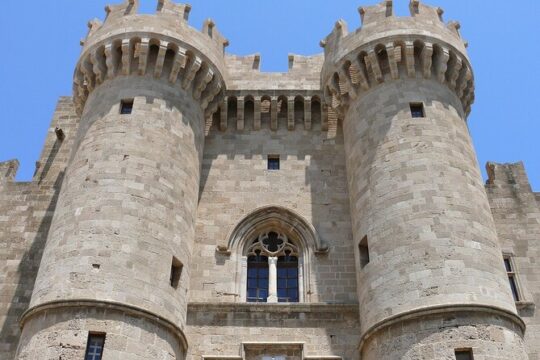 Full-Day Private Guided City Tour and Free Beach Time in Greece