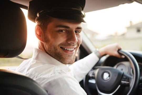 Transfer in Private Minivan from Vancouver Airport (YVR) - Vancouver Downtown