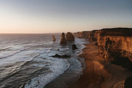 Great Ocean Road Premium Sunset Tour with Wildlife Park Entry
