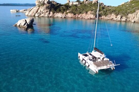 One-day boat tour in the La Maddalena Archipelago