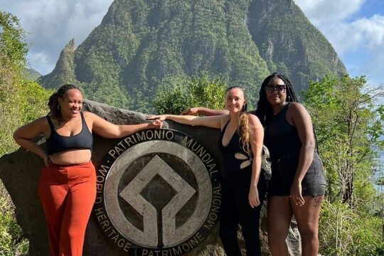 Private Guided Piton Hiking and Mud Bath Experience