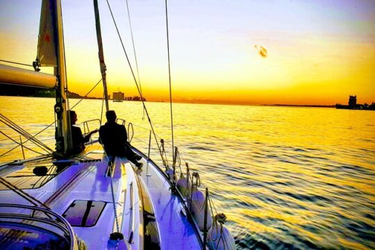 Private Sunset Cruise in Lisbon with Locals and wine