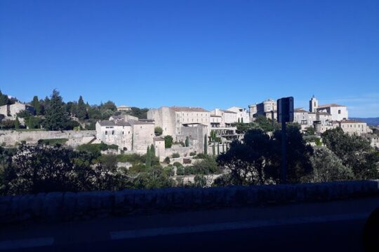 Explore Luberon Villages from Marseille