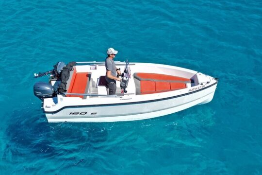 New modern License Free Boat Rental in Paros