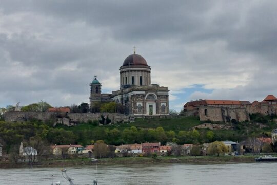 Danube Bend Privately with full board
