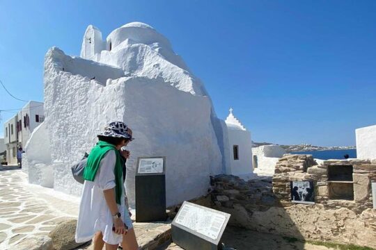 Mykonos: Private Pirate Treasure Hunt and Tour with Food Stops