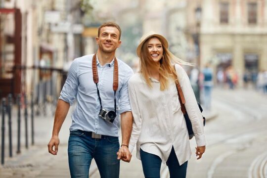 Private Transfer from Vienna to Warsaw with 2h of Sightseeing