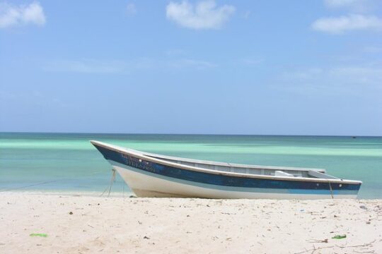 Untouched Paradise – Bahía de Las Águilas
