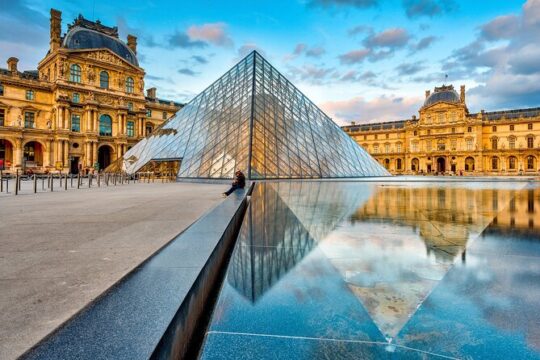 Paris Airport CDG Round-Trip Transfer in Private Van