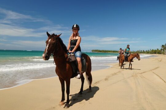 Miches Beach Horseback Riding
