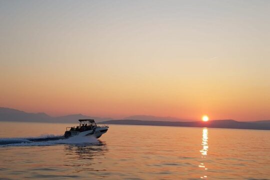 Airport Split speedboat transfer to Hvar town (Water taxi transfer)