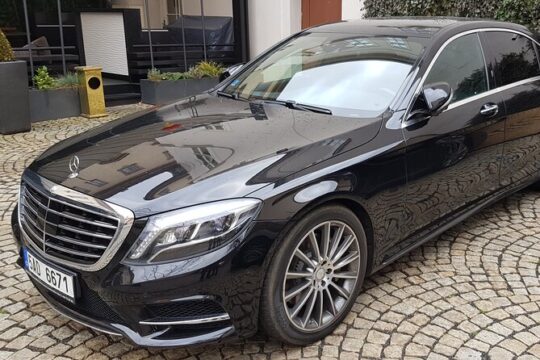 VIENNA by Skoda Superb/ Mercedes Benz V/ S Class / Sprinter