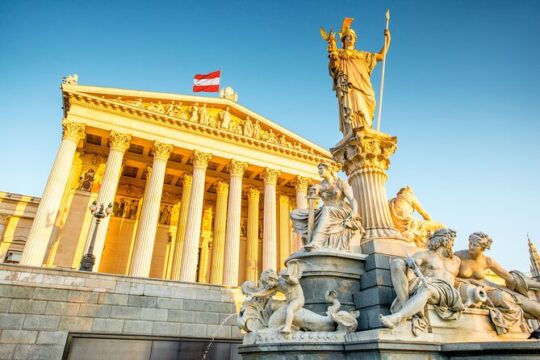 Best of Vienna 1-Day Tour by Car with Schonbrunn Tickets
