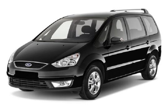 Affordable All London Airports Round-trip: Private Transfer to South-West London