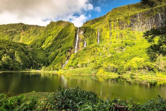 Trekking in the Azores: Flores and Corvo, the pearls of the Atlantic