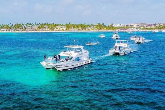 Private Party Boat with Snorkeling in Playa Bibijagua