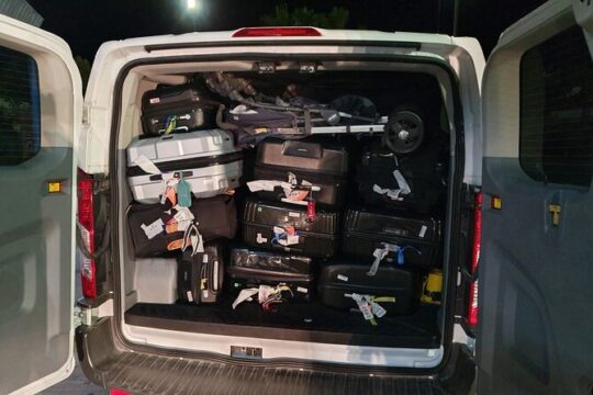 Private Round Trip 6 Passenger Van