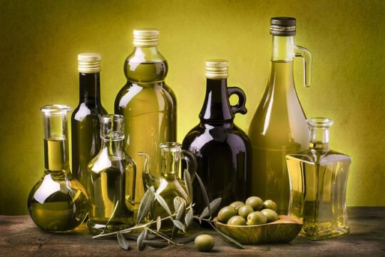 Transfer Naples to Sorrento with stop at Oil and Limoncello Tasting