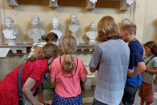 Skip-the-lines Private Vatican & Sistine Chapel Tour for Kids & Families