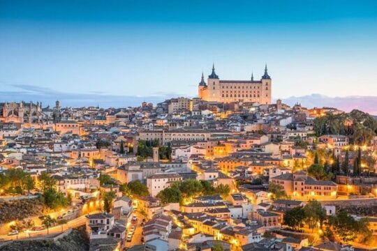 Toledo : Private Walking Tour with a Pro guide