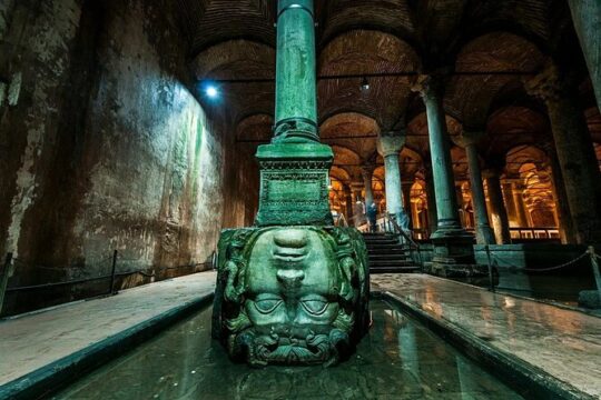 Daily Private Tour of Istanbul with Pickup by VIP Car