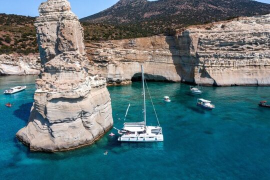 Milos Afternoon Catamaran Cruise to Kleftiko Bay