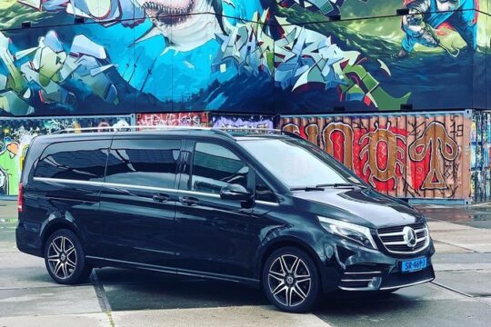 Luxery Transfer Amsterdam schiphol airport to the Amsterdam cruise terminal