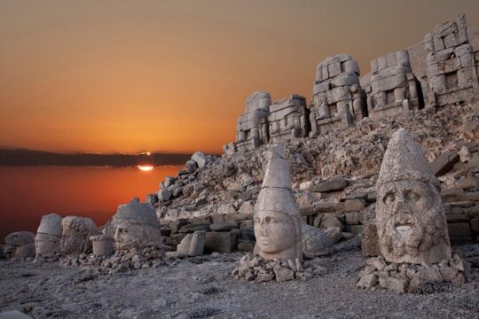 Southeast Anatolia Tour (Nemrut, Gobeklitepe, Zeugma)