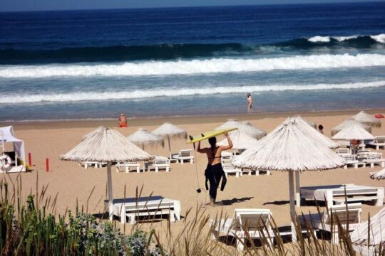 Lisbon surf day with transfer